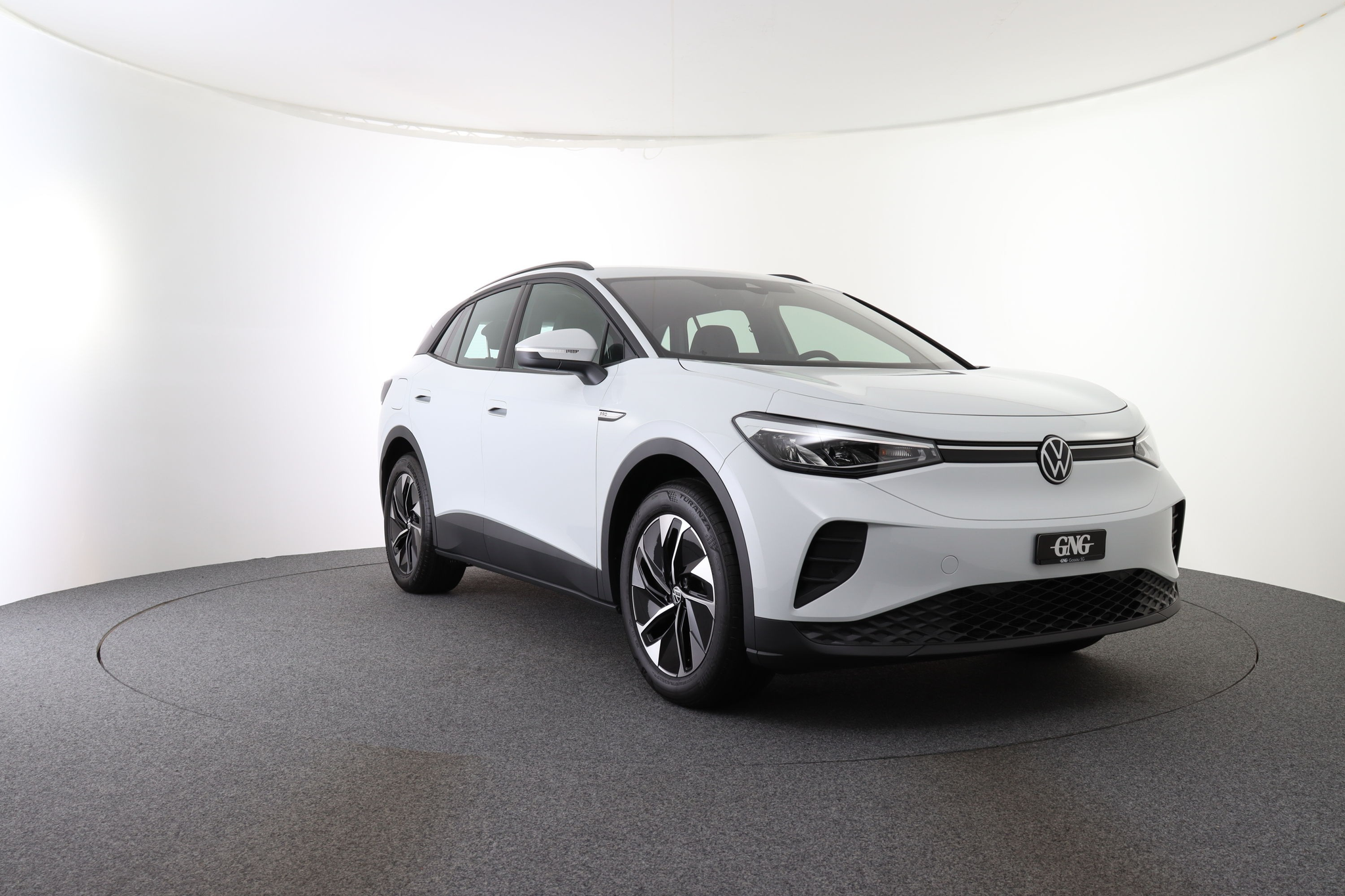 listing desktop thumbnail image 3