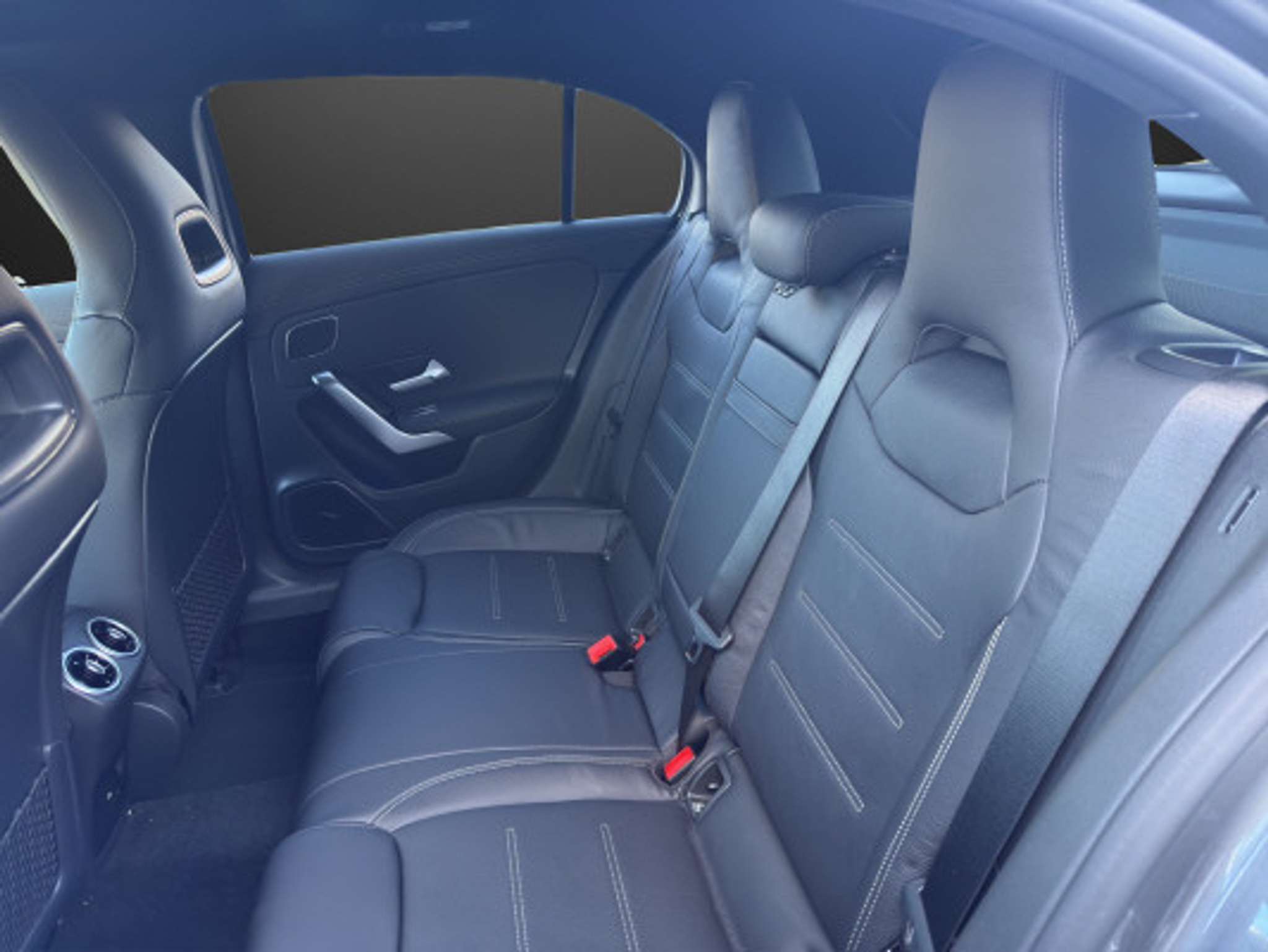 listing desktop thumbnail image 9