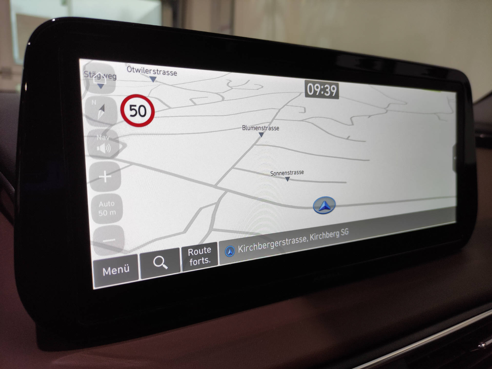 listing desktop thumbnail image 8