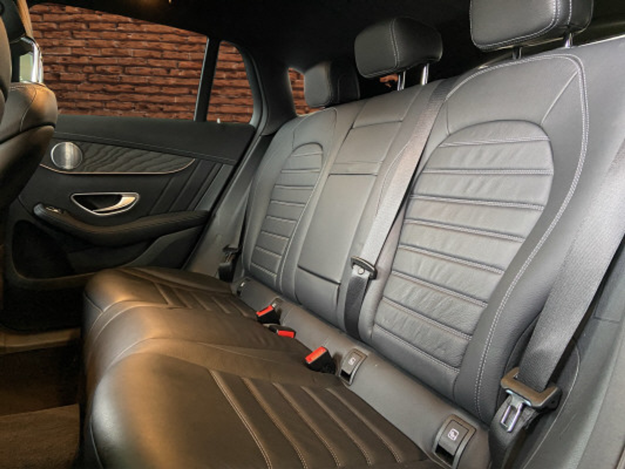 listing desktop thumbnail image 13