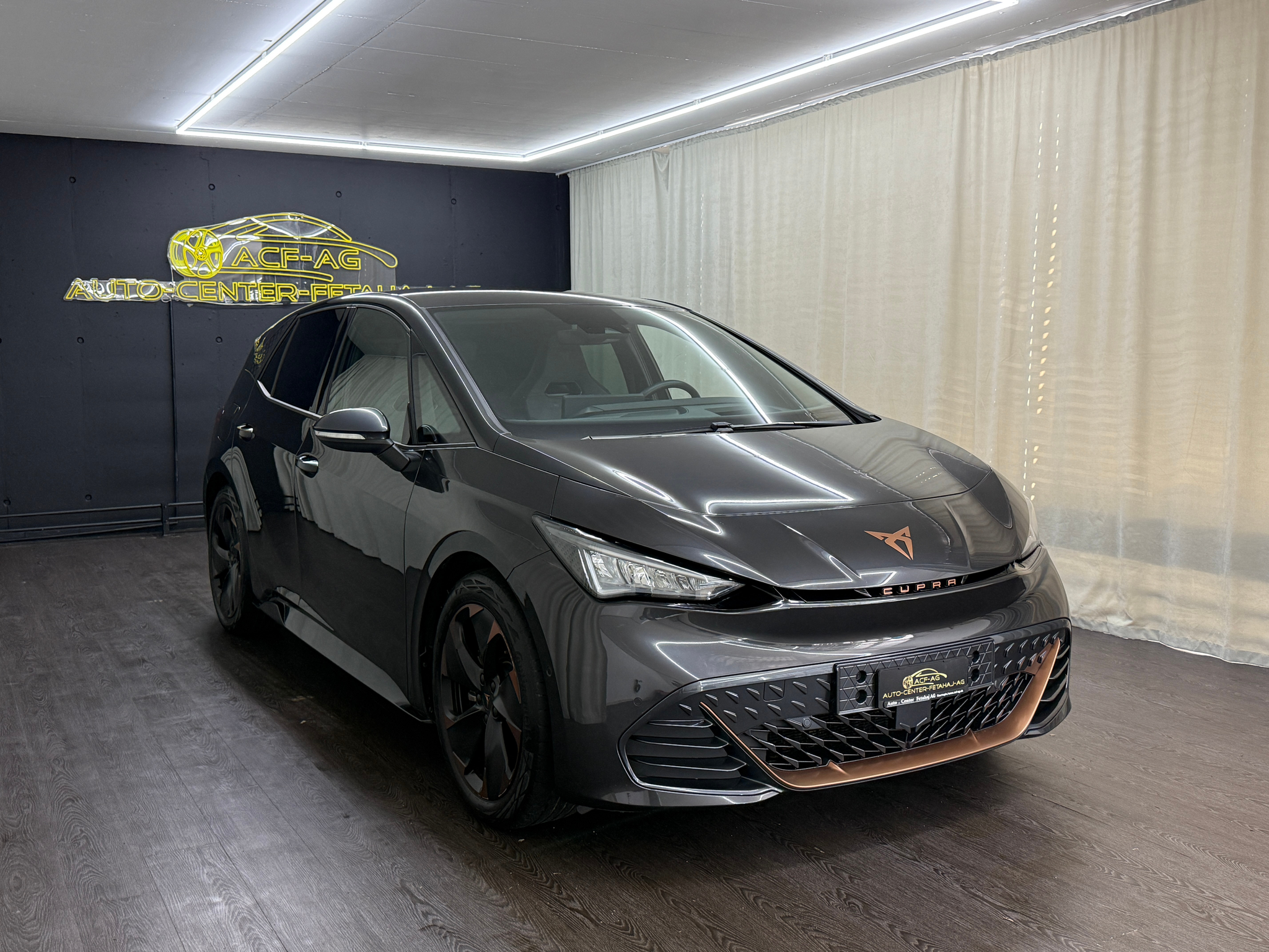 listing desktop thumbnail image 2