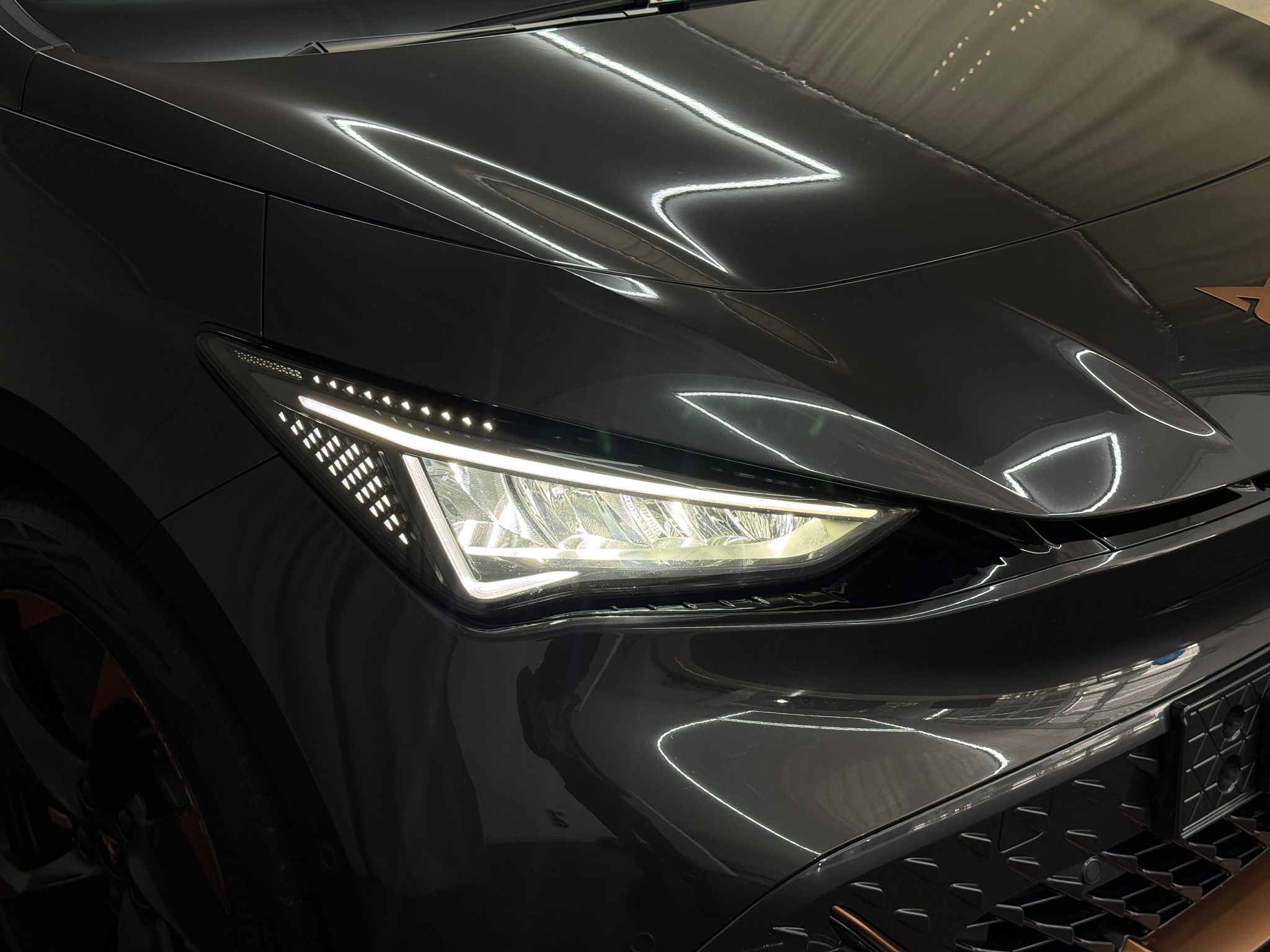 listing desktop thumbnail image 16