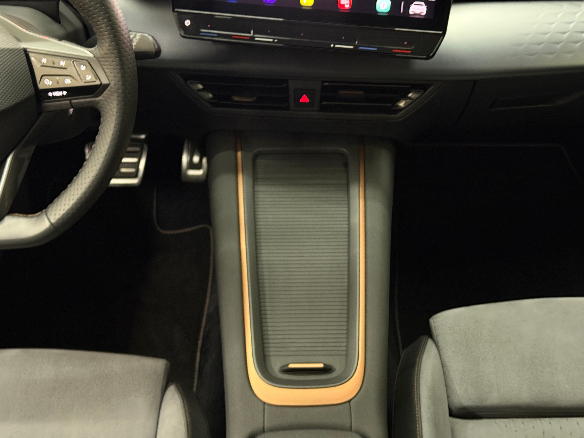 listing desktop thumbnail image 12