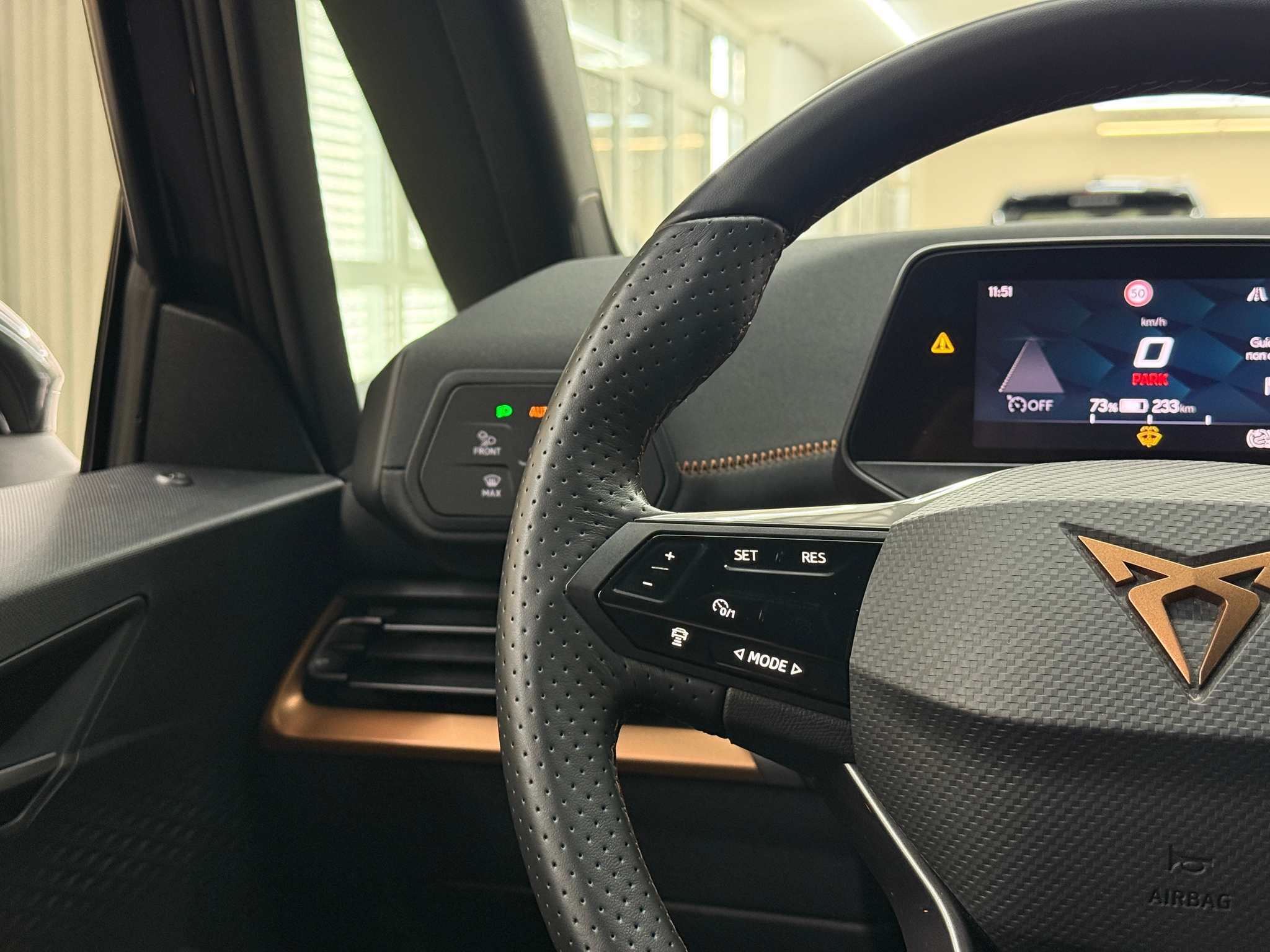 listing desktop thumbnail image 13