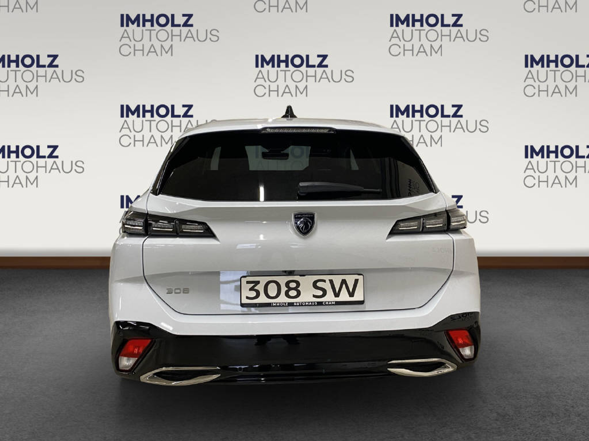 listing desktop thumbnail image 3