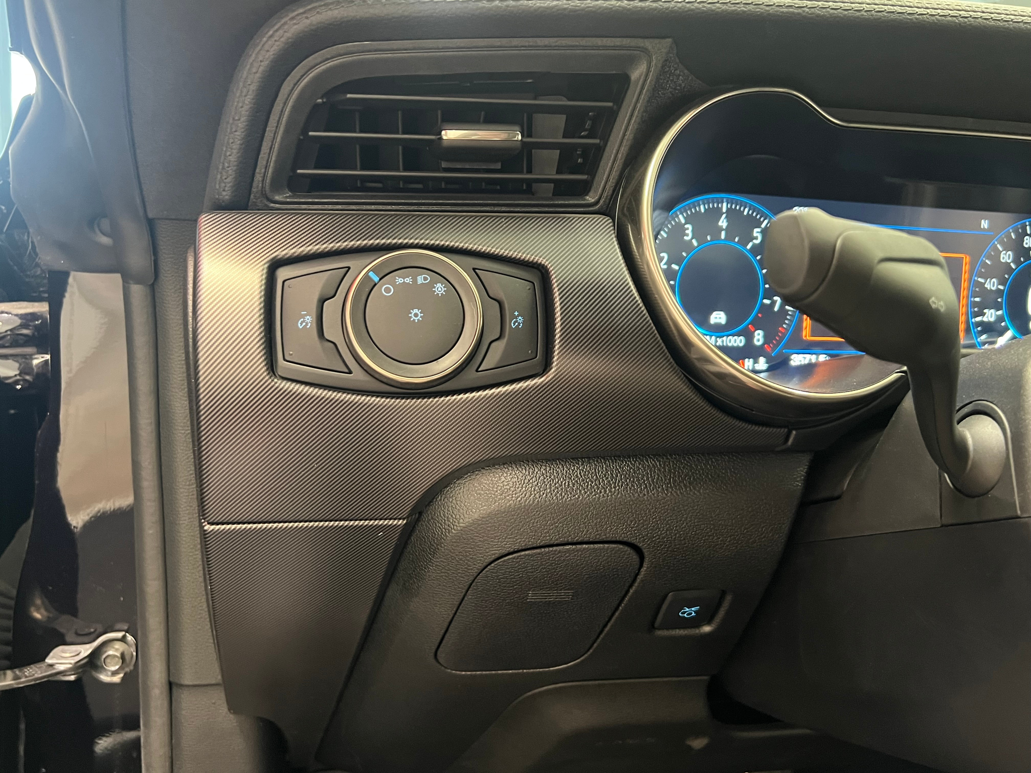 listing desktop thumbnail image 21