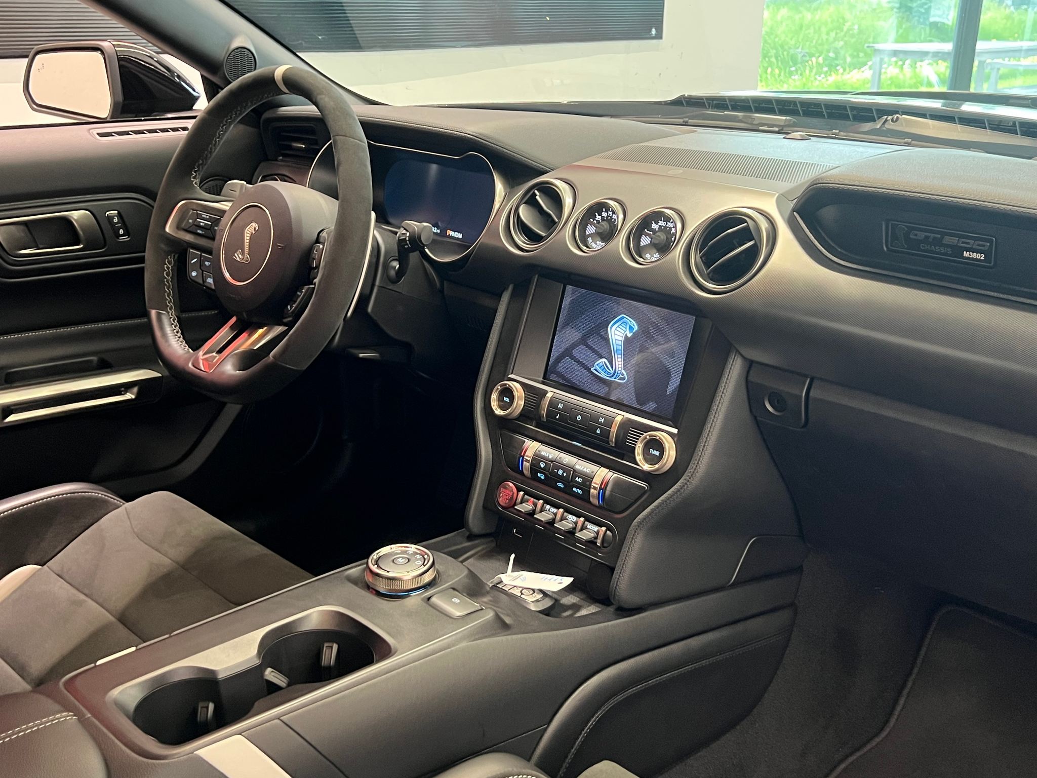 listing desktop thumbnail image 15