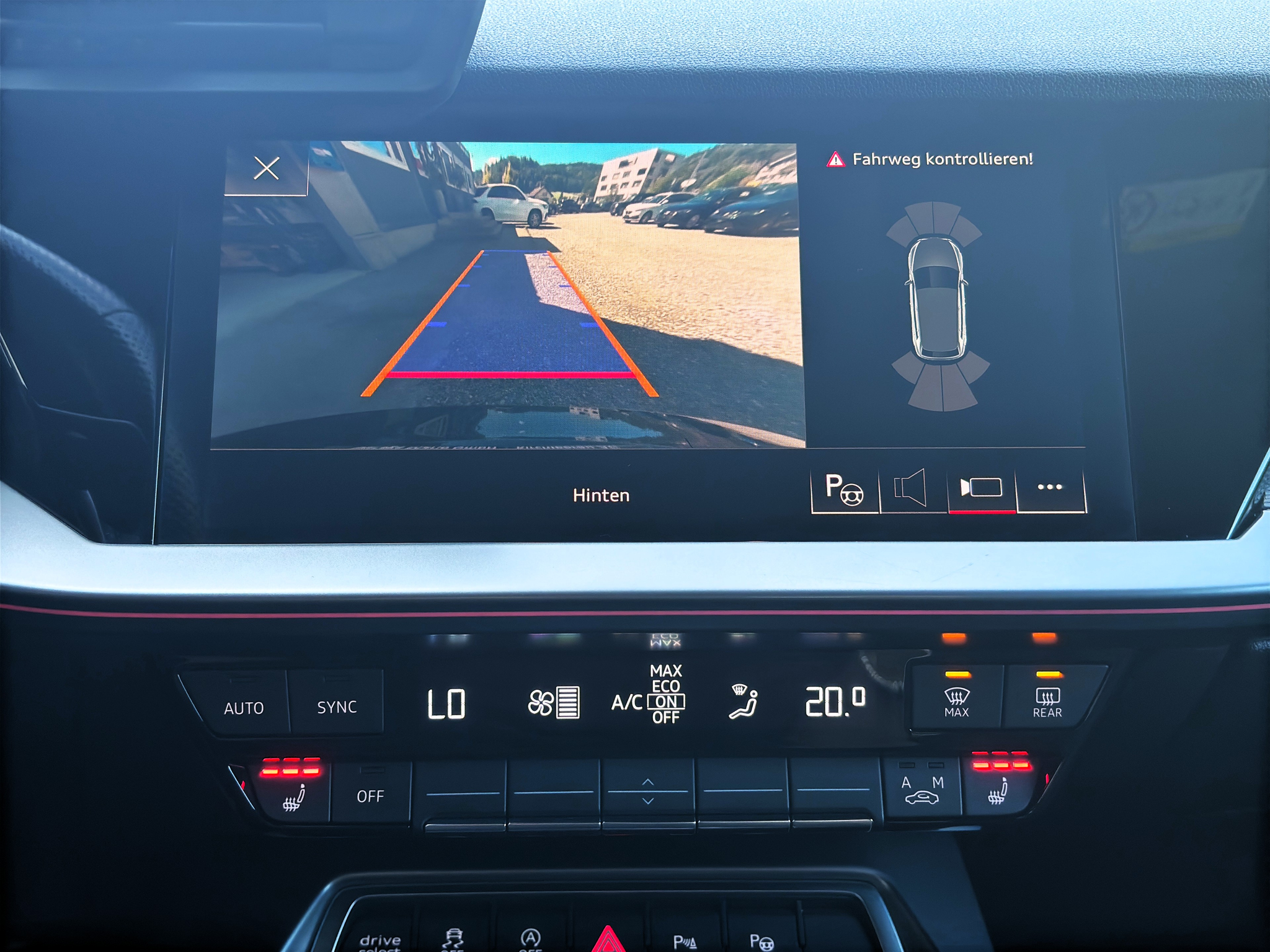 listing desktop thumbnail image 12