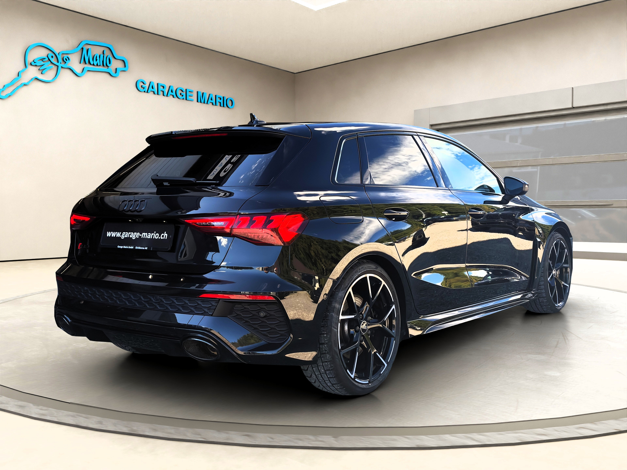 listing desktop thumbnail image 4