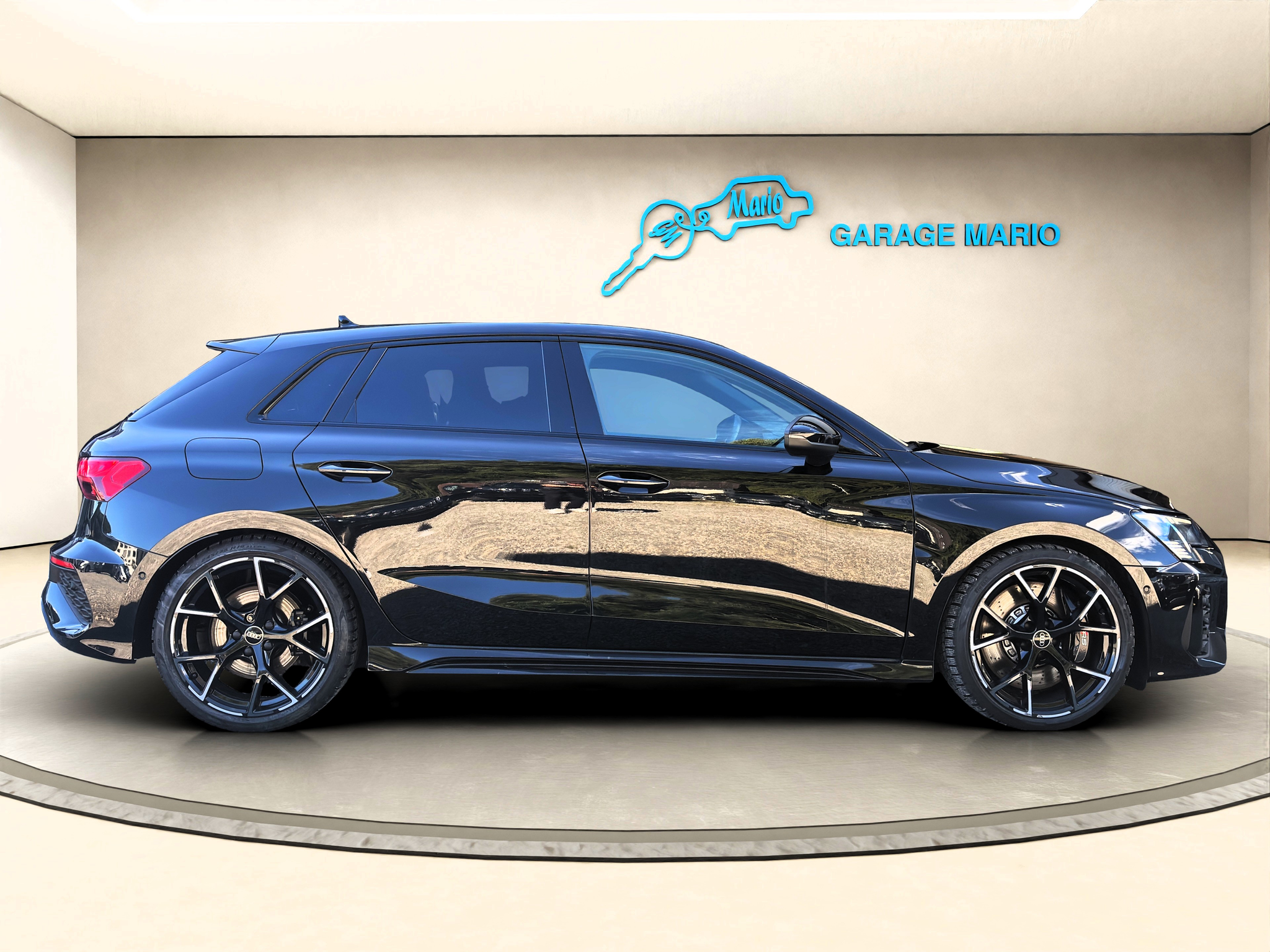 listing desktop thumbnail image 3