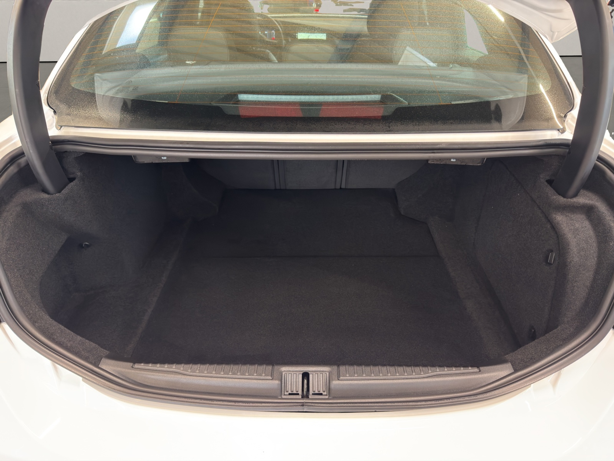 listing desktop thumbnail image 11