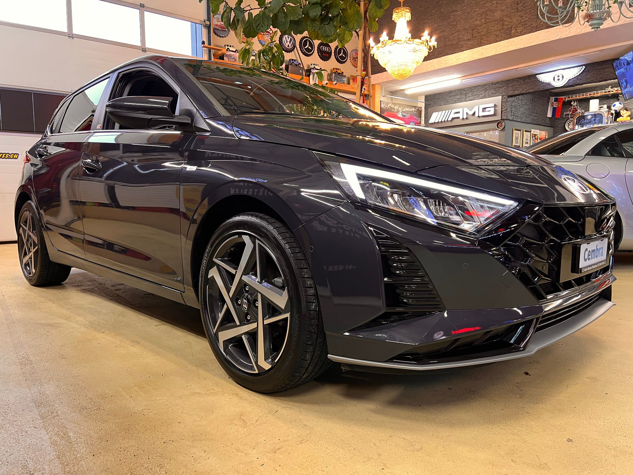 listing desktop thumbnail image 8