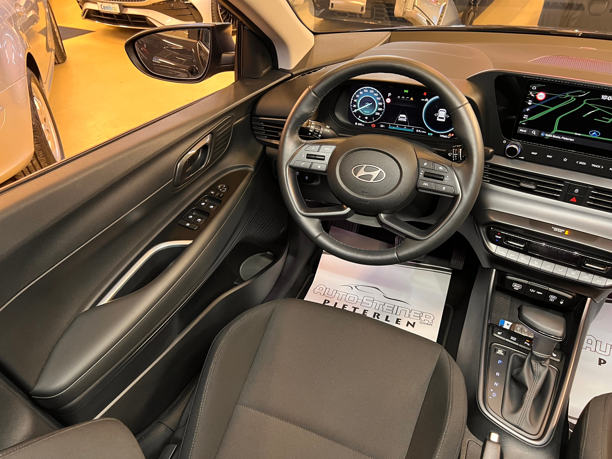 listing desktop thumbnail image 12