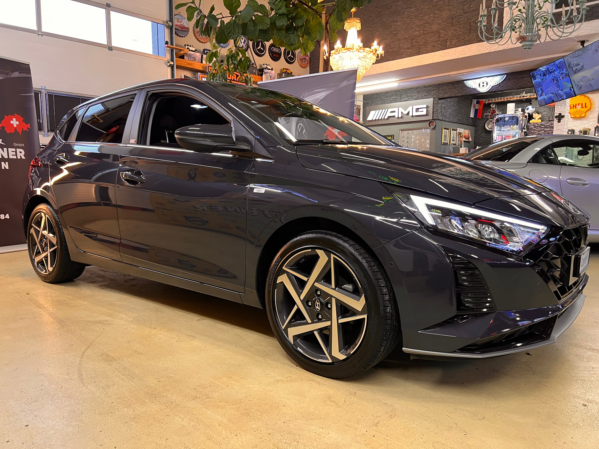 listing desktop thumbnail image 14