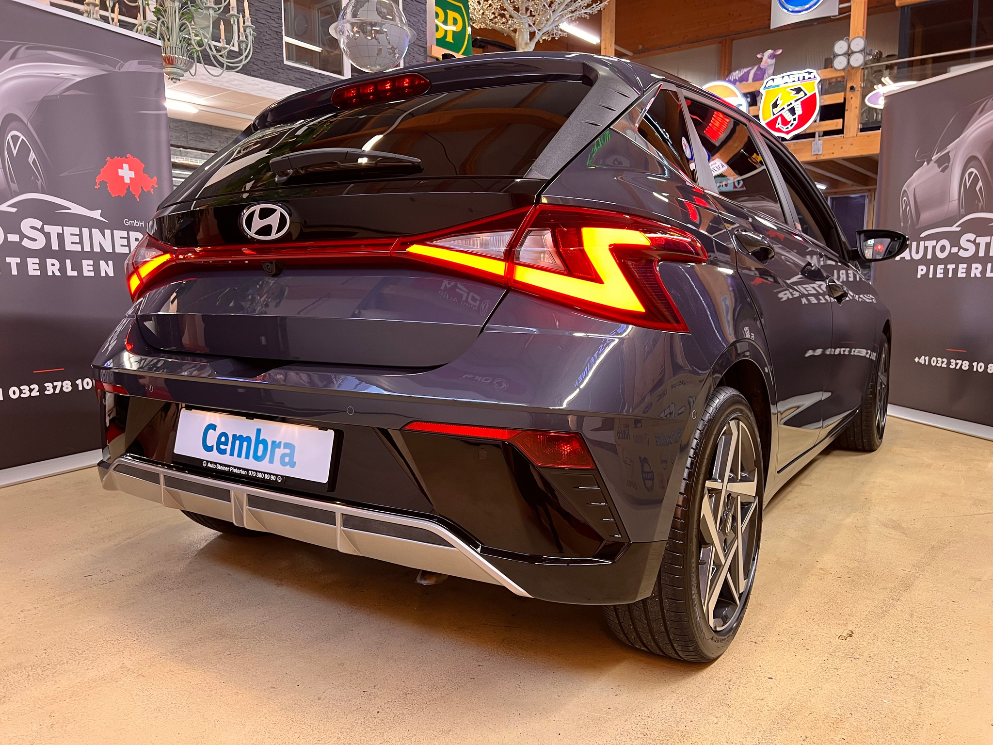 listing desktop thumbnail image 11