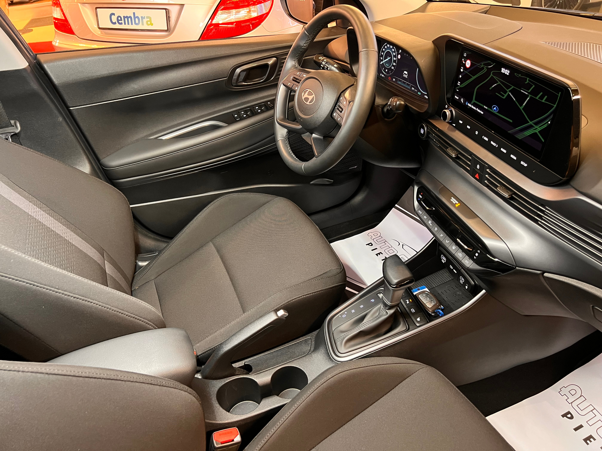 listing desktop thumbnail image 17