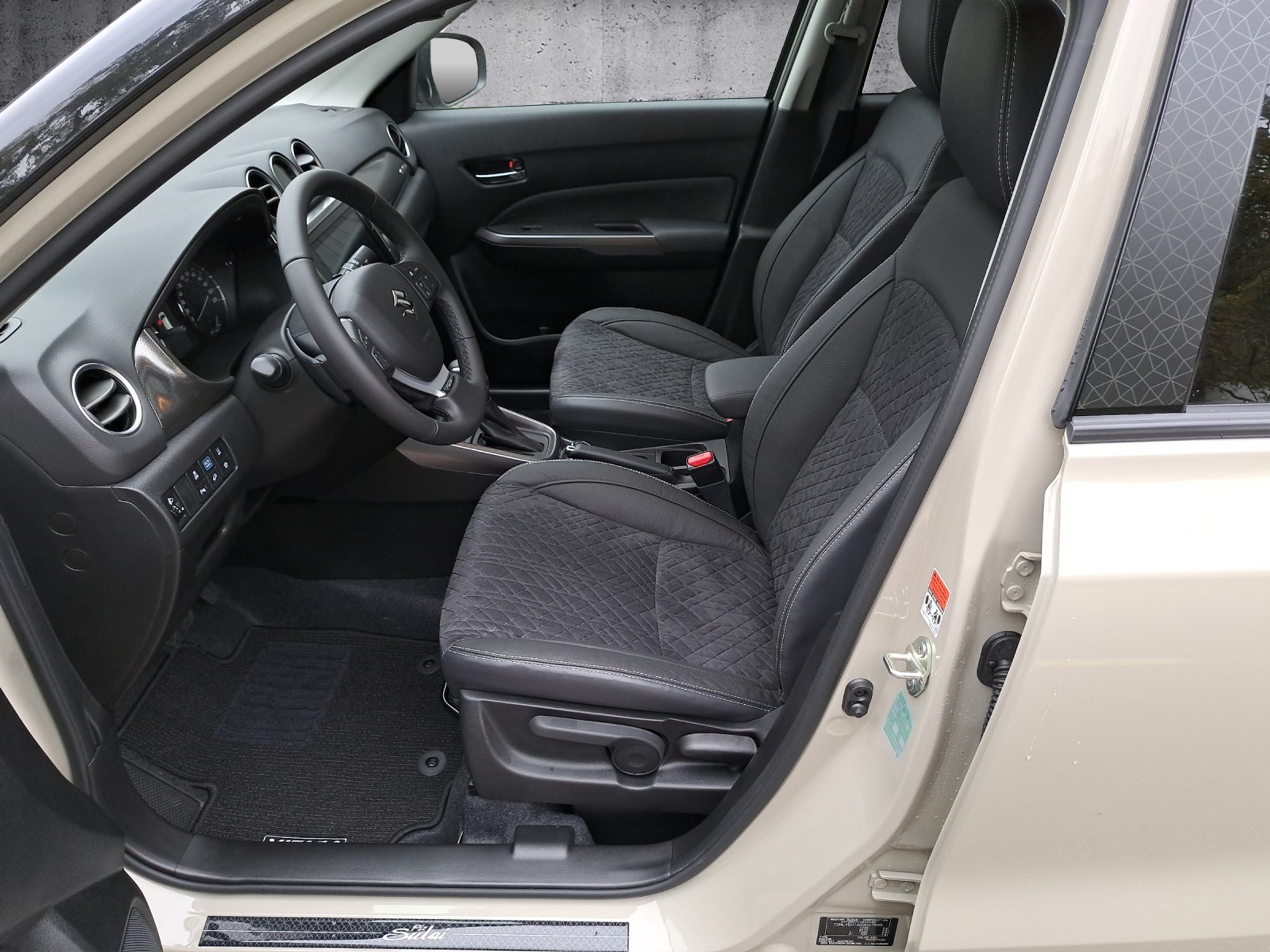 listing desktop thumbnail image 9