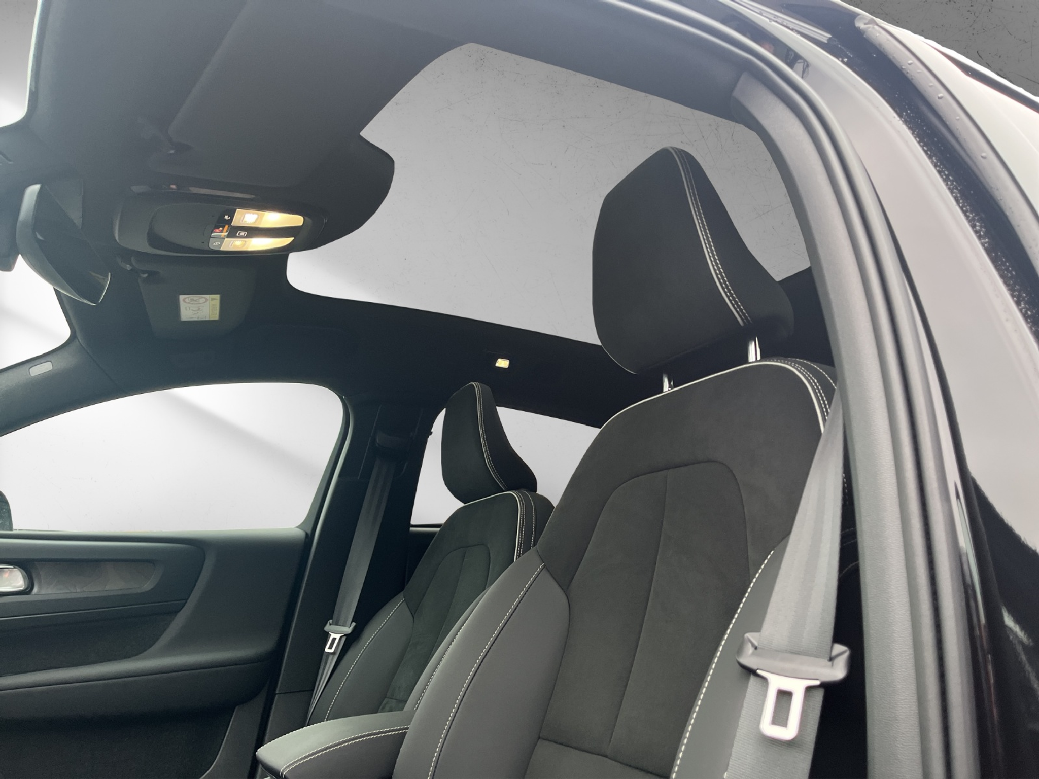 listing desktop thumbnail image 18