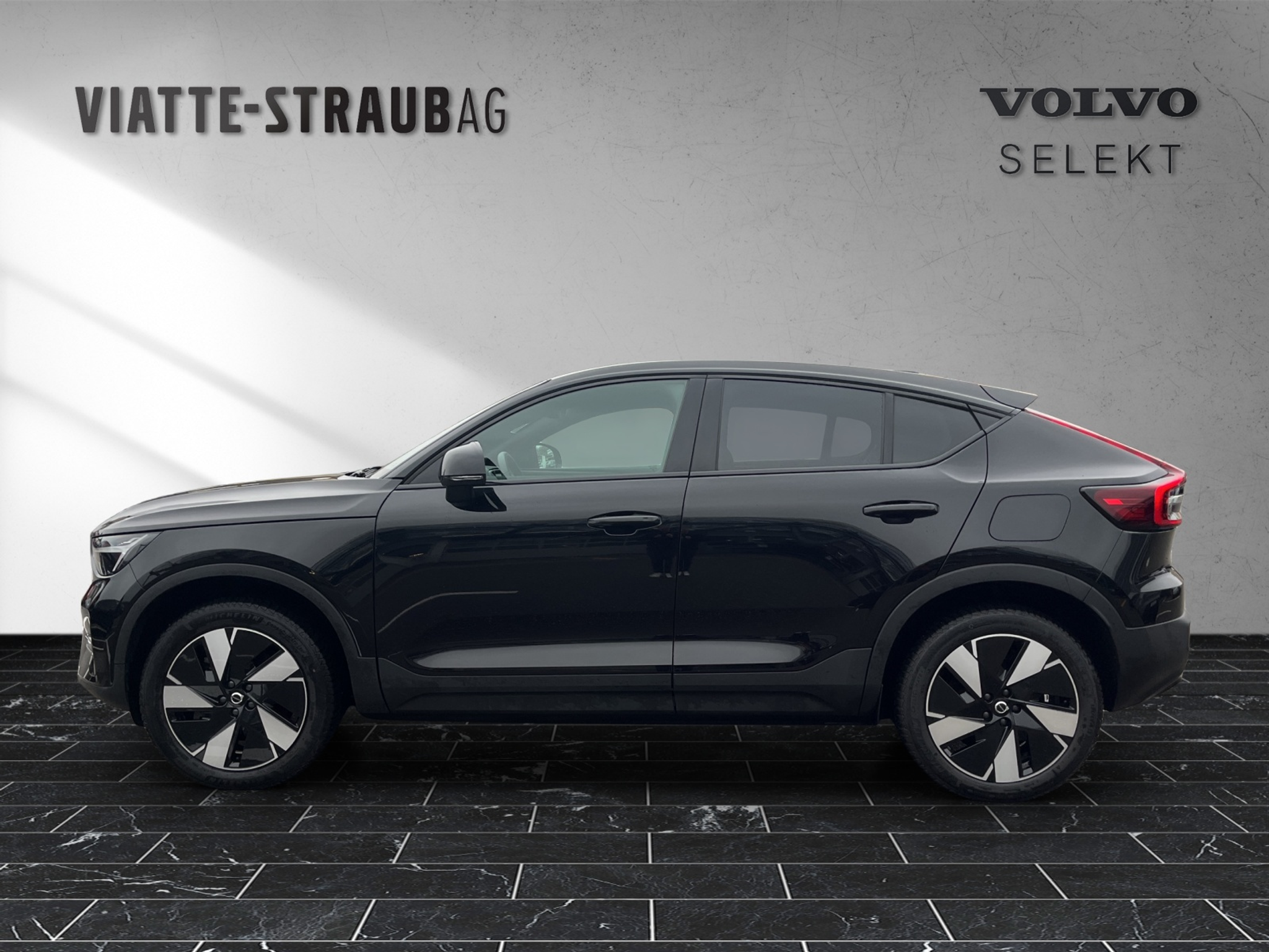 listing desktop thumbnail image 5