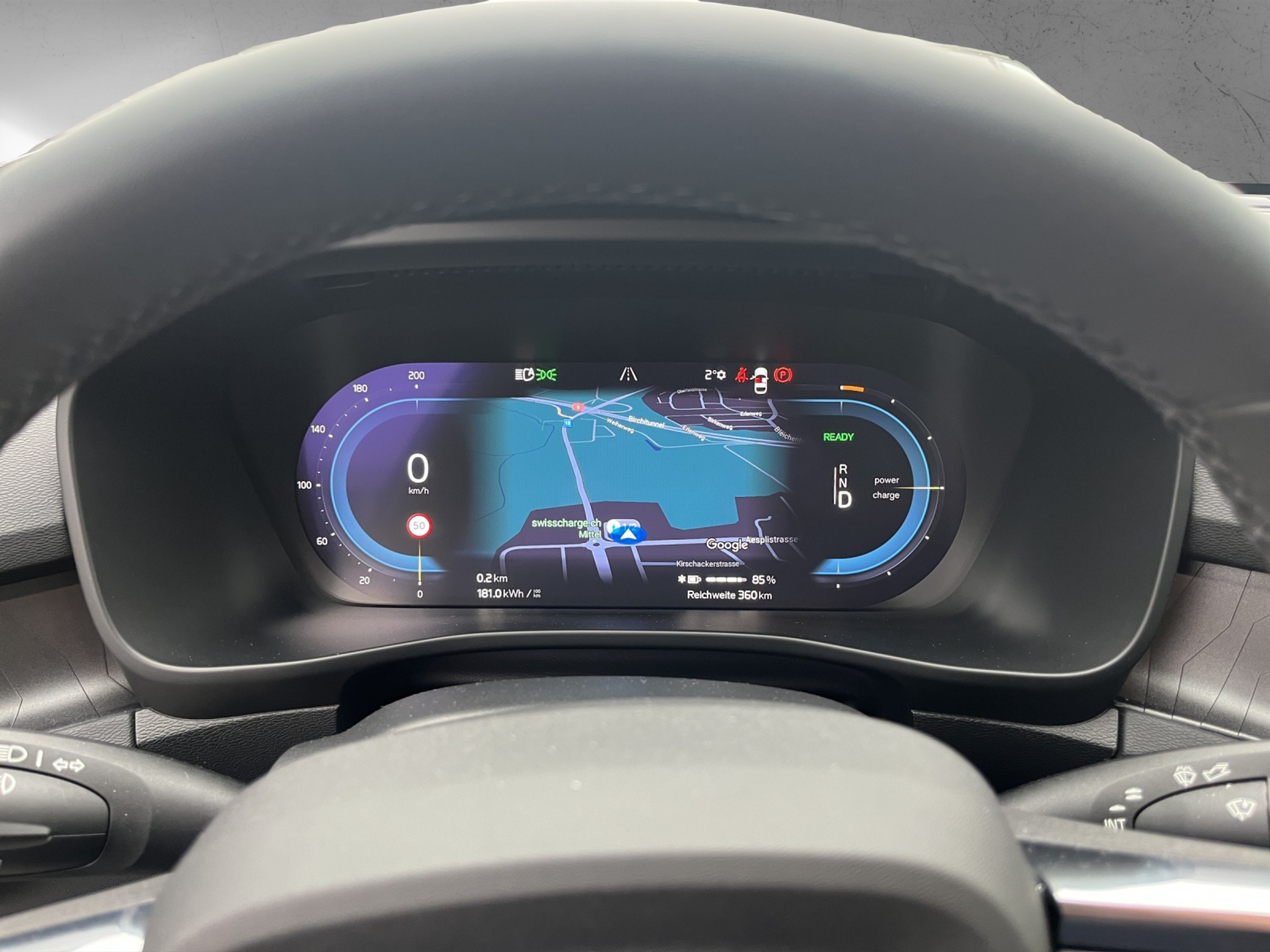 listing desktop thumbnail image 12