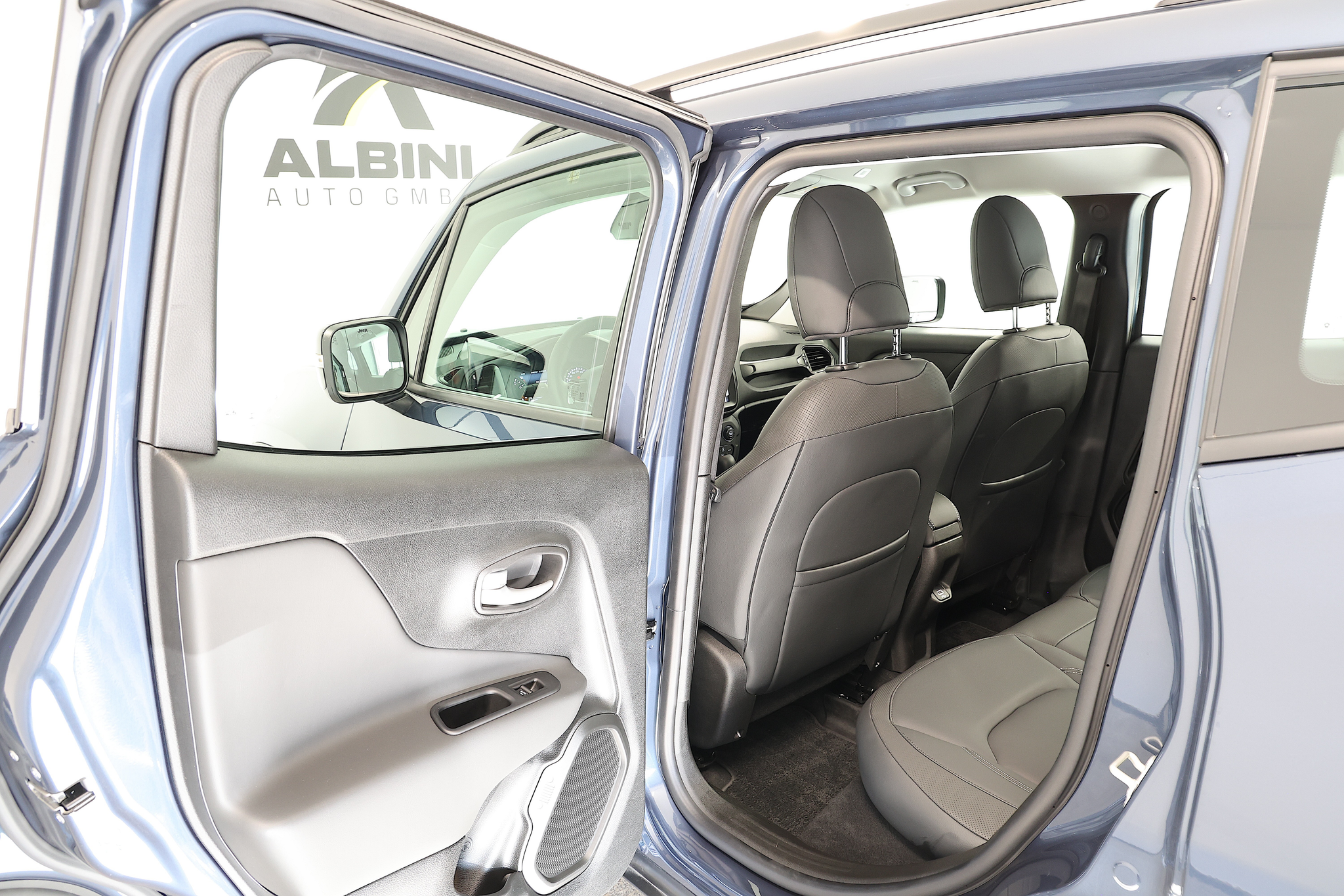 listing desktop thumbnail image 13