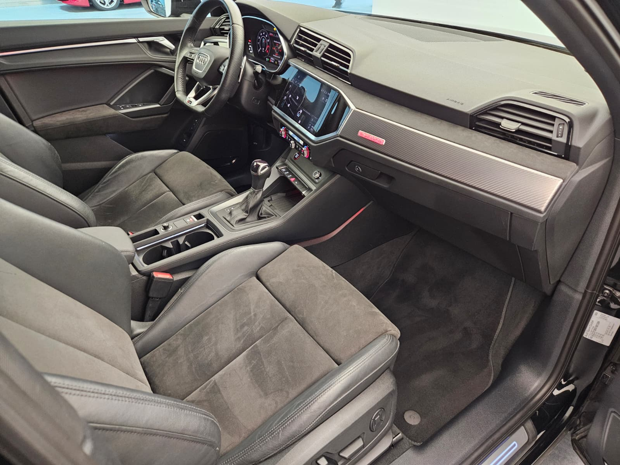 listing desktop thumbnail image 11