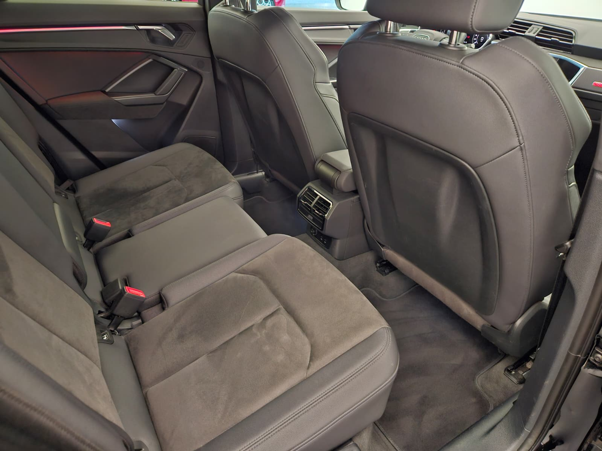 listing desktop thumbnail image 13