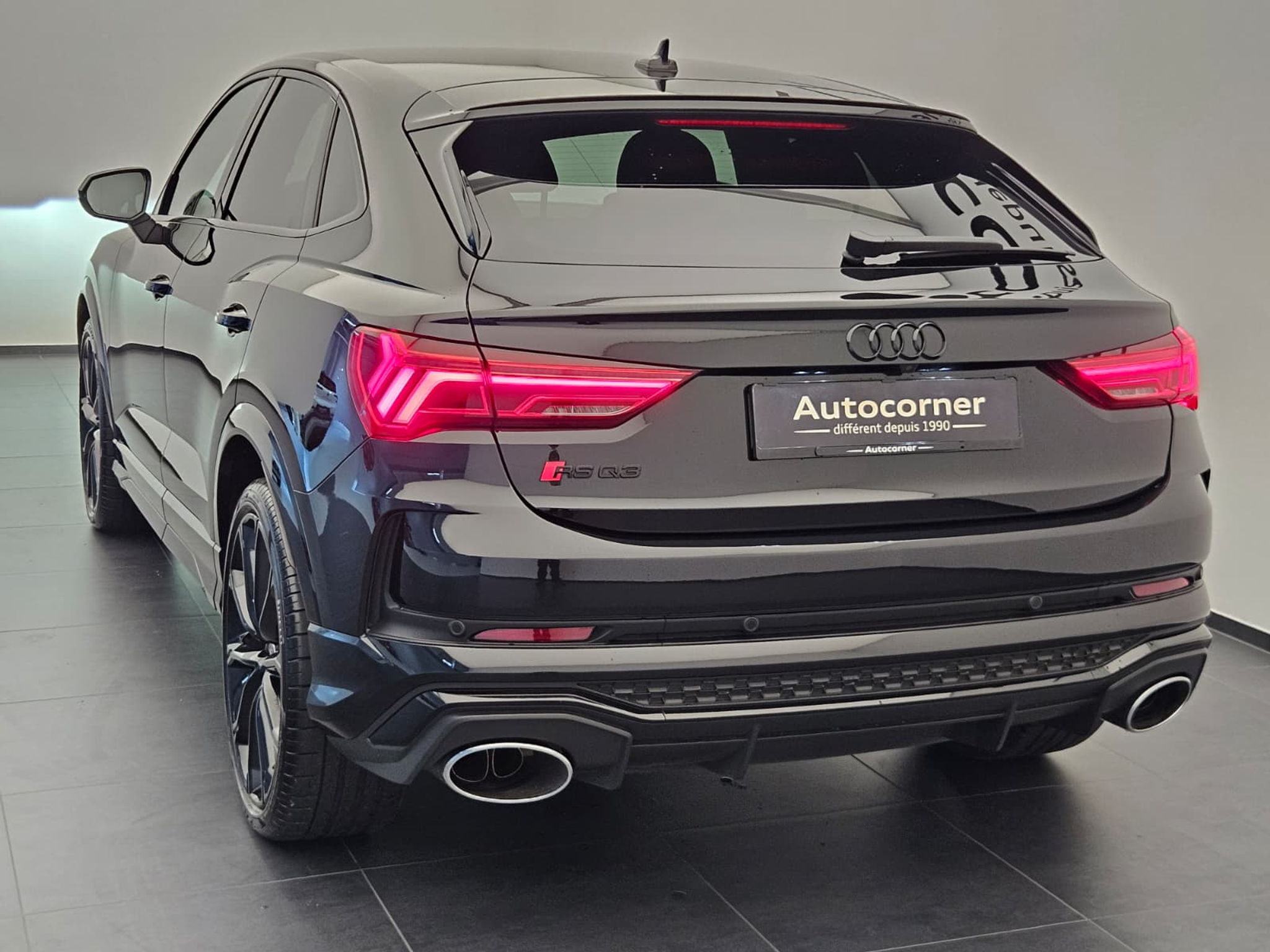 listing desktop thumbnail image 8