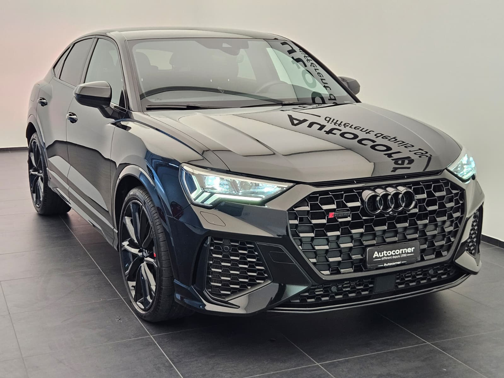 listing desktop thumbnail image 4