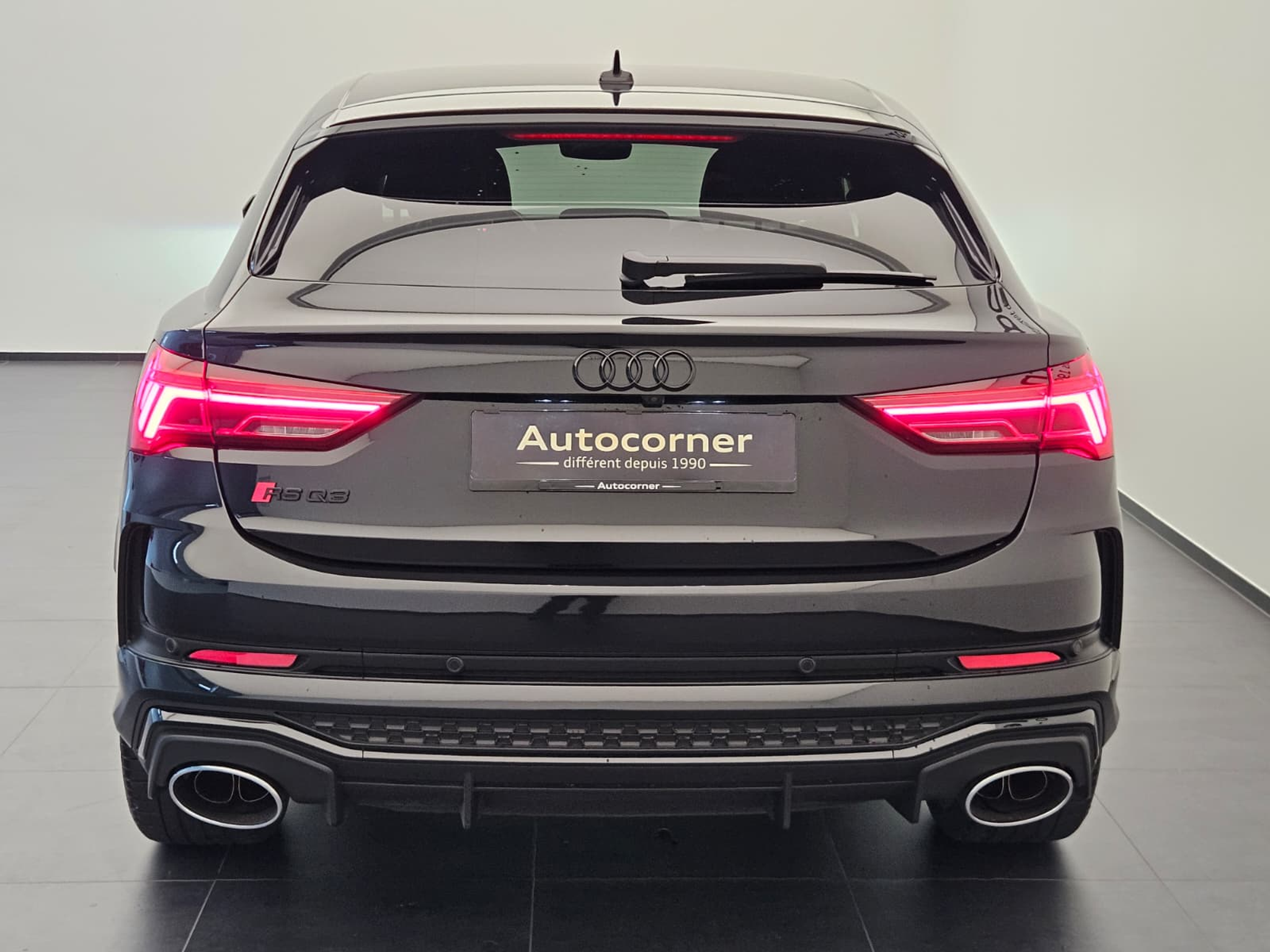 listing desktop thumbnail image 7