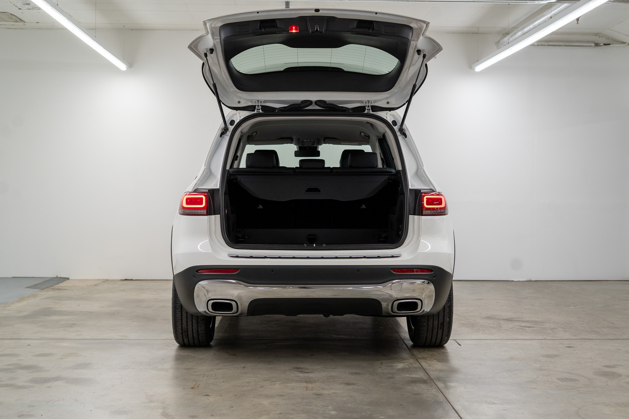 listing desktop thumbnail image 5