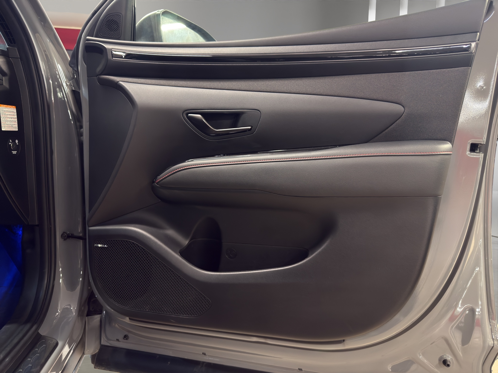 listing desktop thumbnail image 13