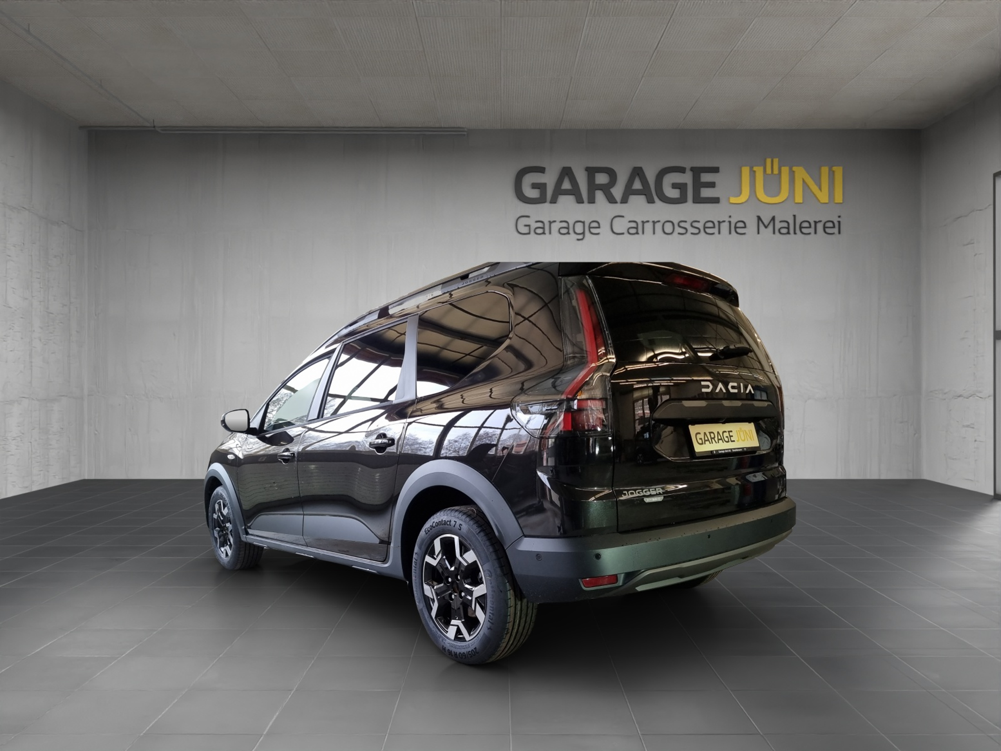 listing desktop thumbnail image 3