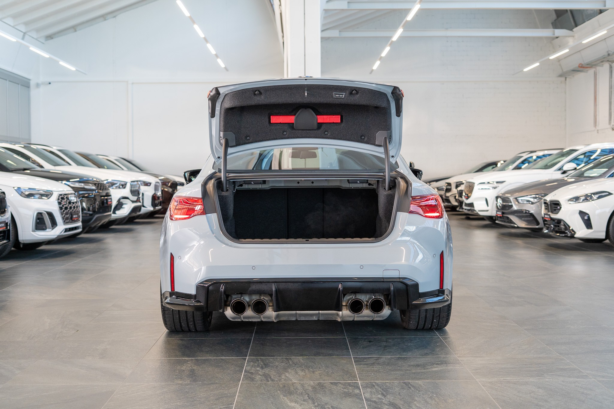 listing desktop thumbnail image 5