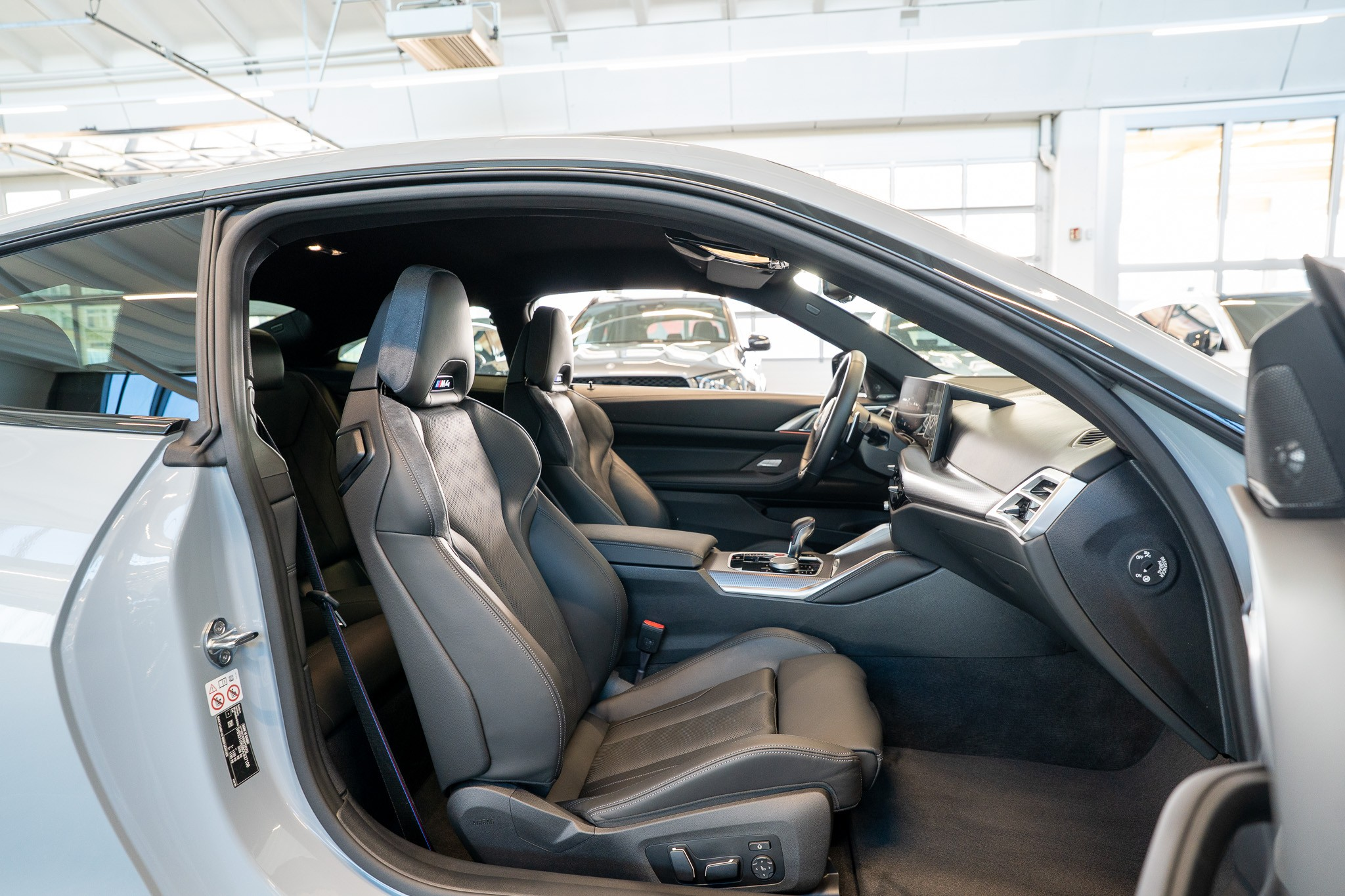 listing desktop thumbnail image 13