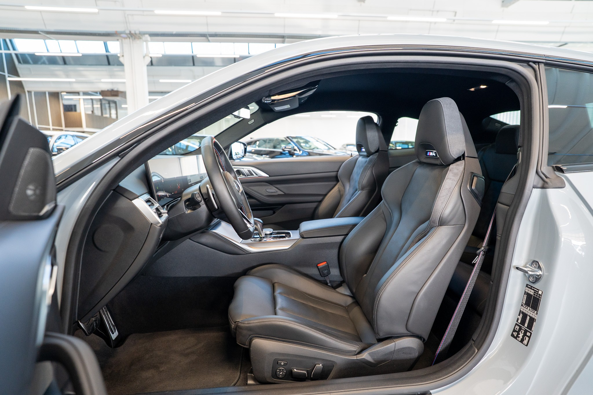 listing desktop thumbnail image 9