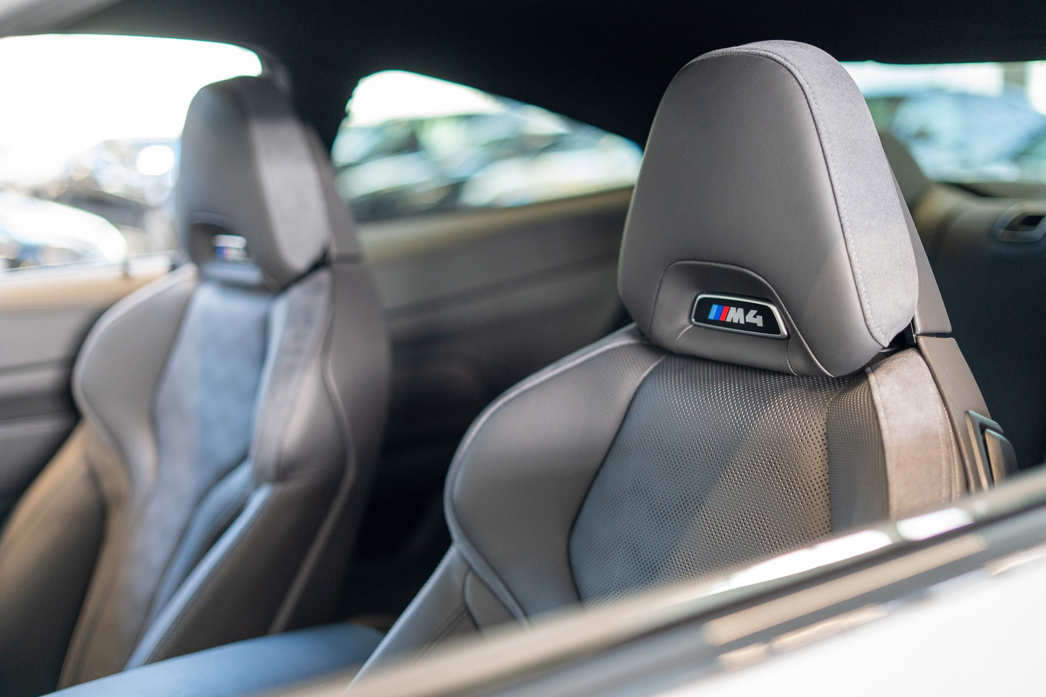 listing desktop thumbnail image 10