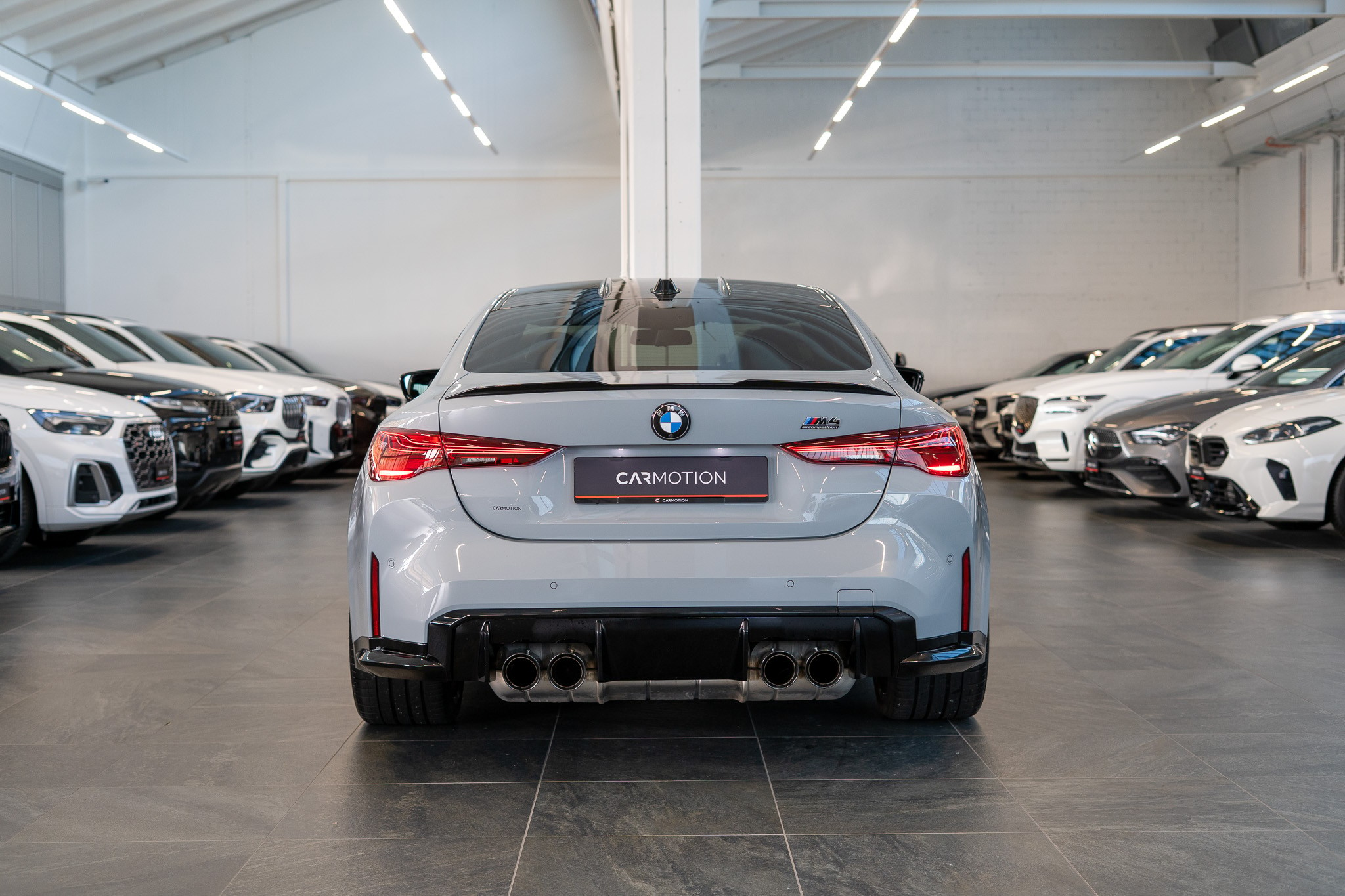 listing desktop thumbnail image 4