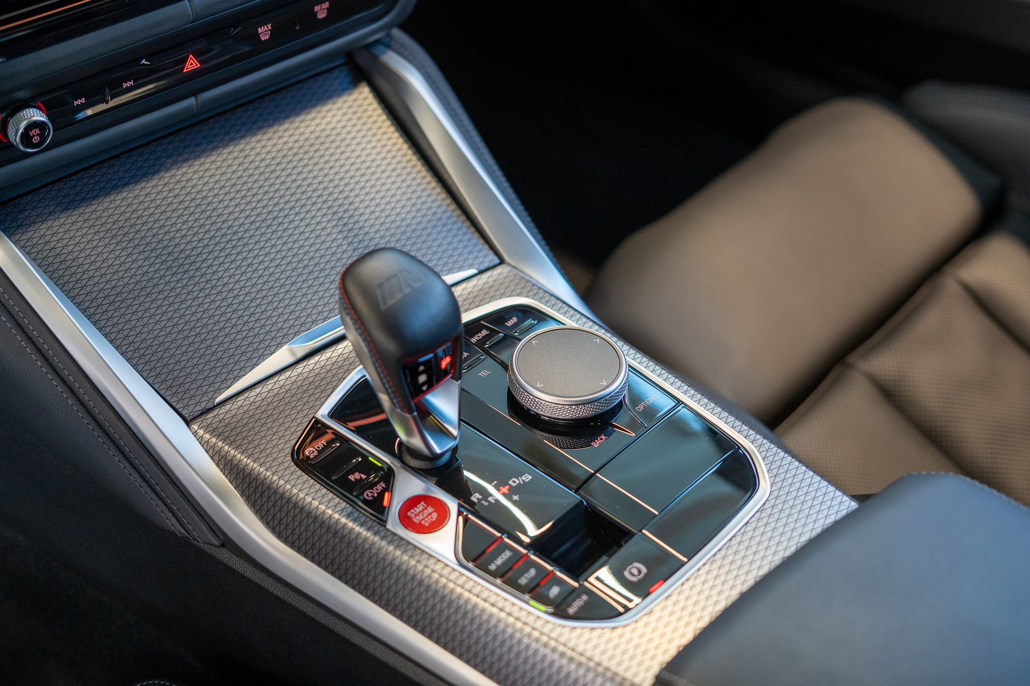 listing desktop thumbnail image 16