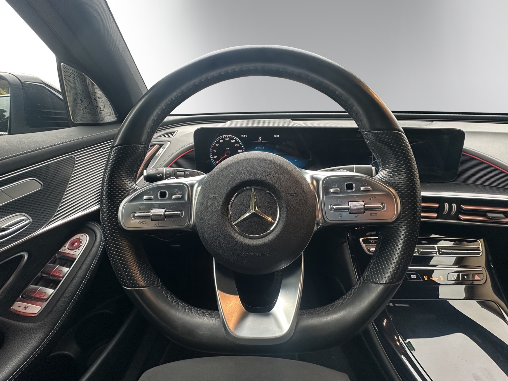 listing desktop thumbnail image 9