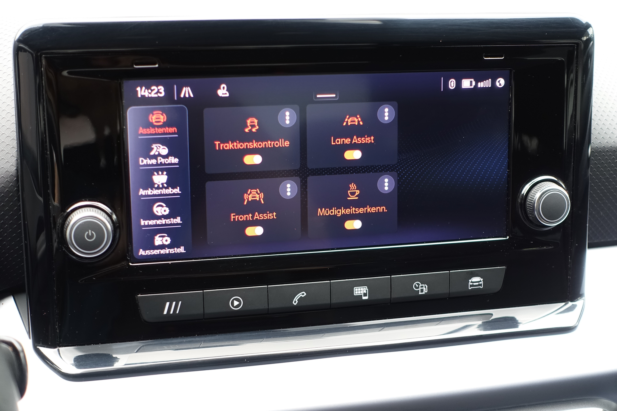 listing desktop thumbnail image 26