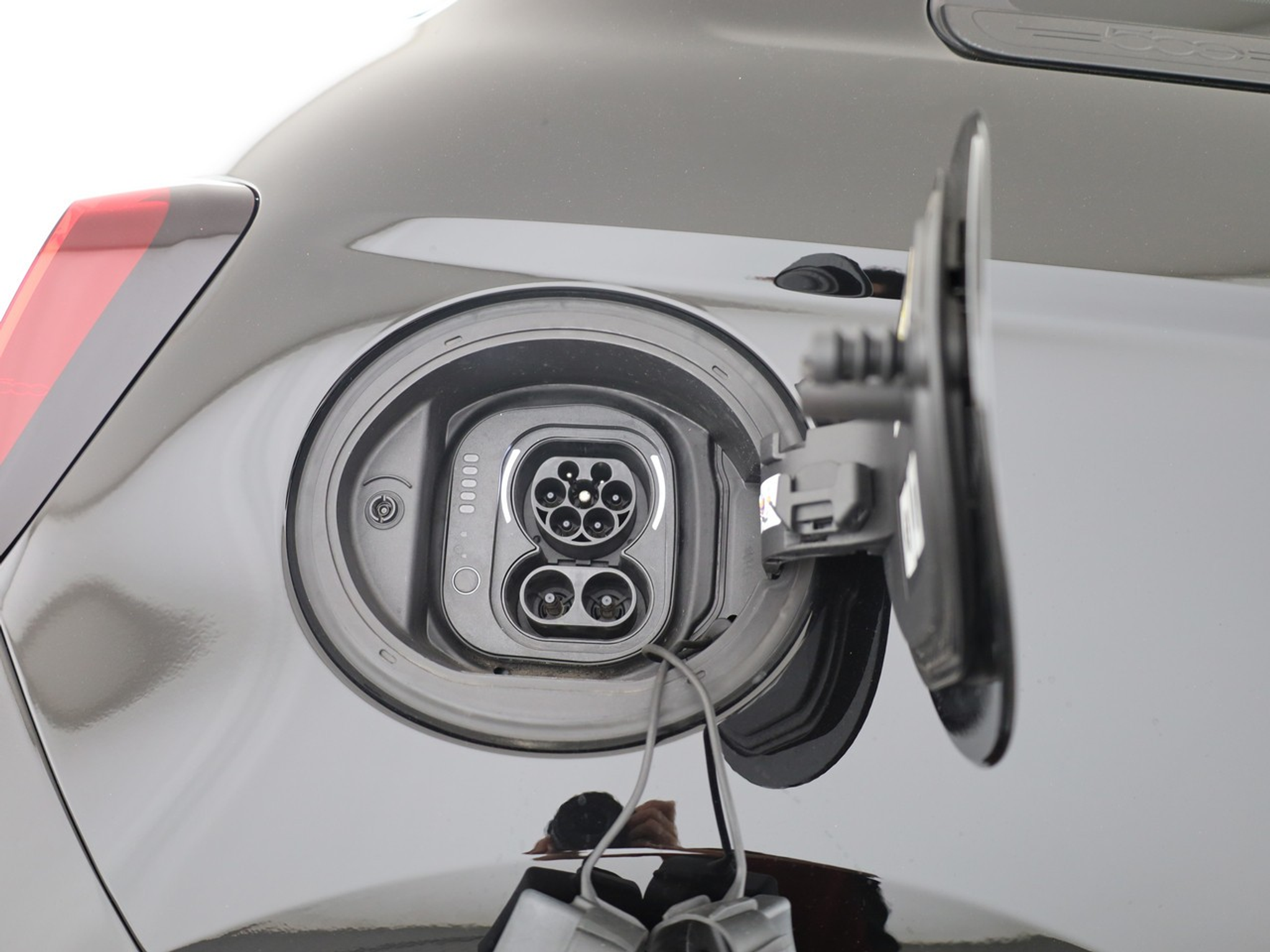 listing desktop thumbnail image 11