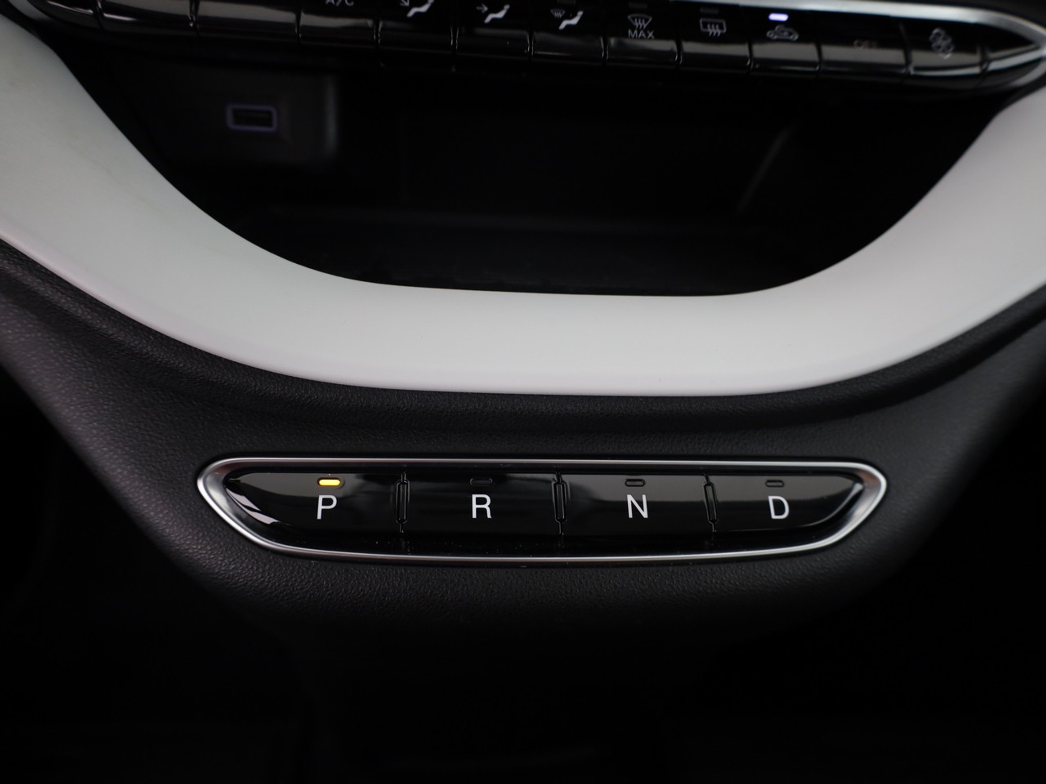 listing desktop thumbnail image 8