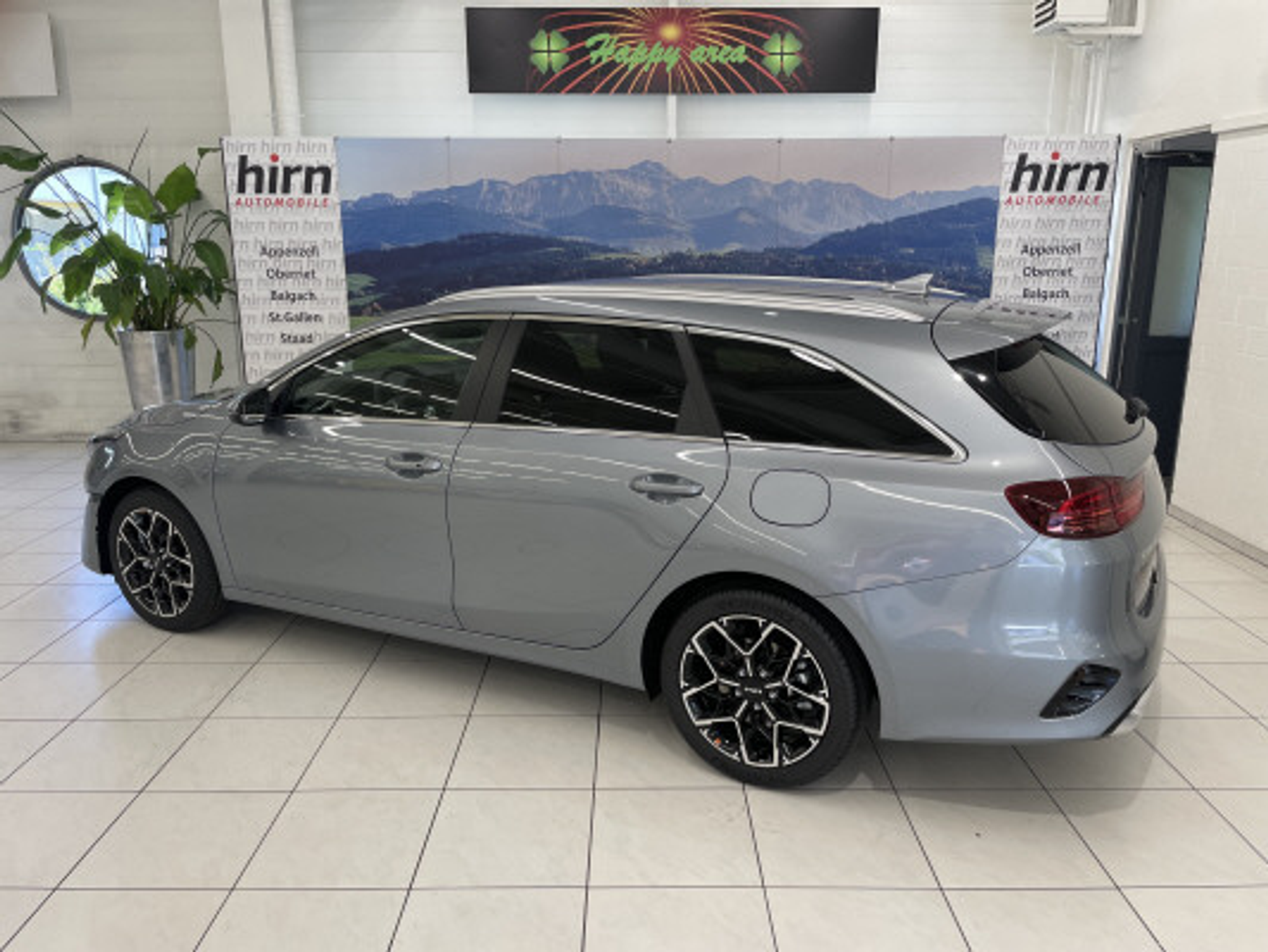 listing desktop thumbnail image 2