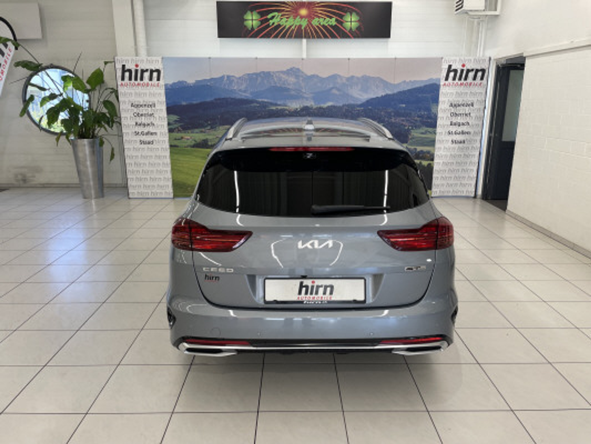 listing desktop thumbnail image 3