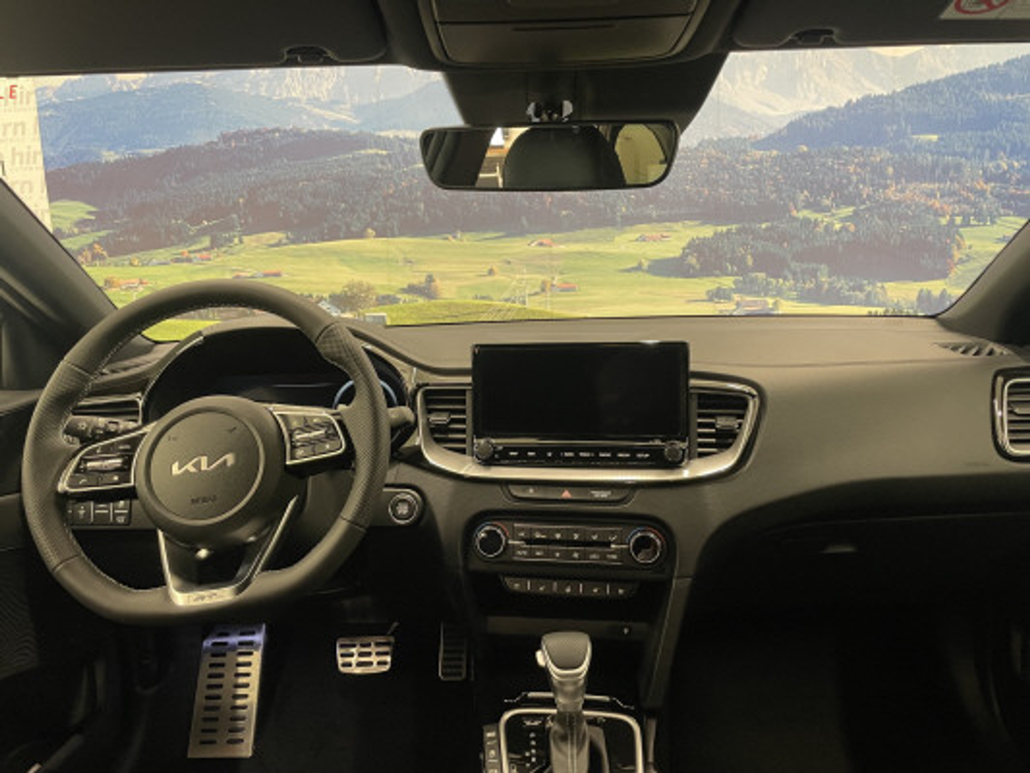 listing desktop thumbnail image 5