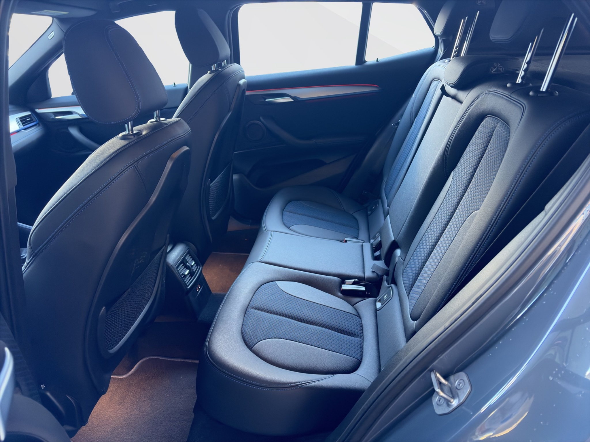 listing desktop thumbnail image 15