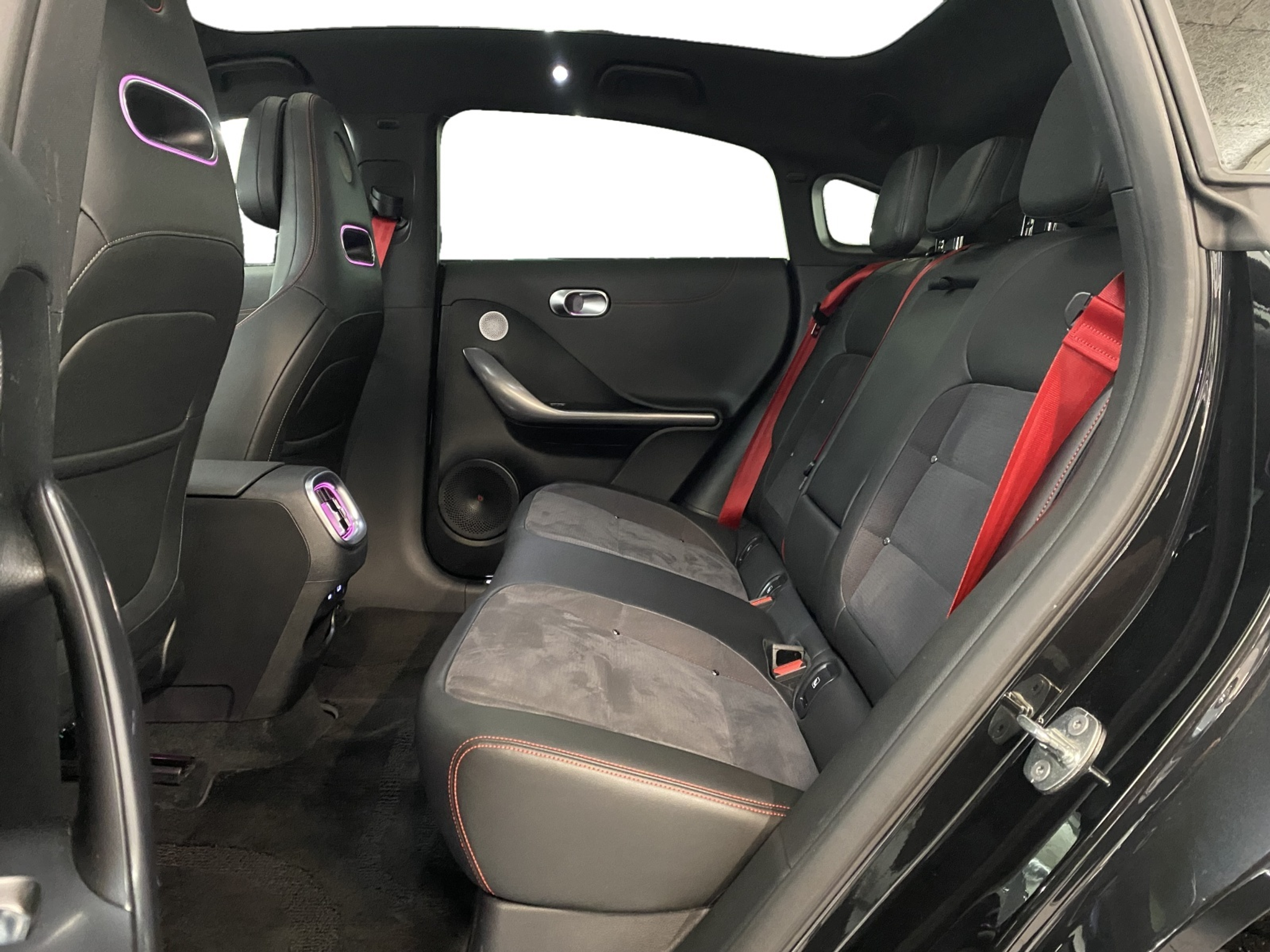 listing desktop thumbnail image 7