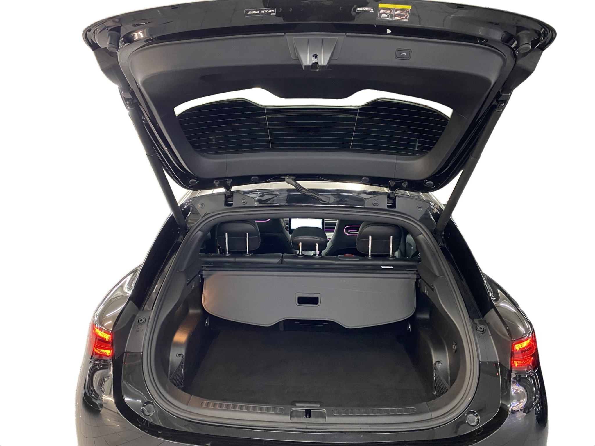 listing desktop thumbnail image 4