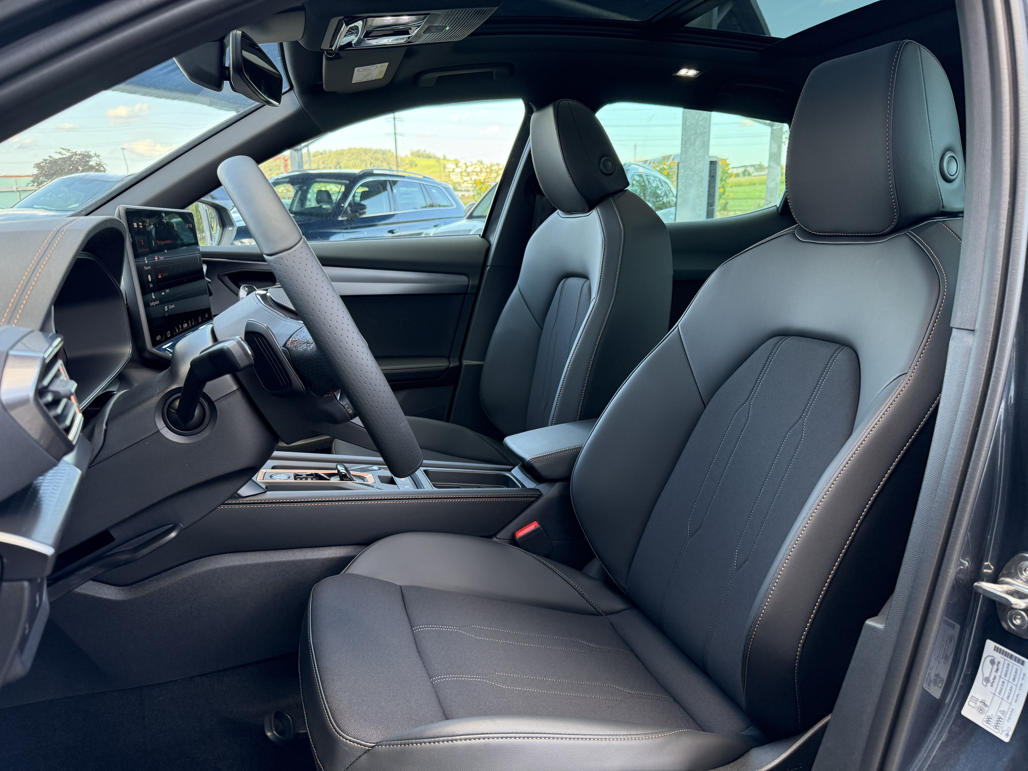 listing desktop thumbnail image 5